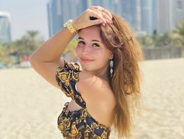 Diamond-7 live cam