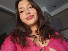 YoungMilf live cam