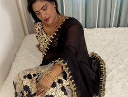indiandelight001 live cam