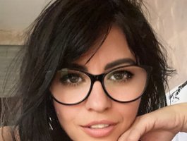 CrissySmile live cam
