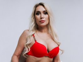 IsadoraDunkan live cam