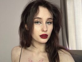 MilaElin live cam