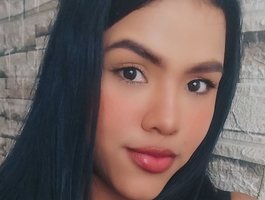 Bicky24 live cam