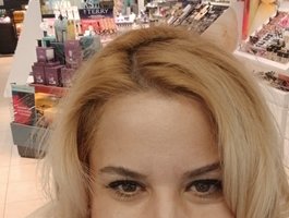 BelleInna live cam