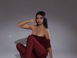 Jazmiin-Evans live cam