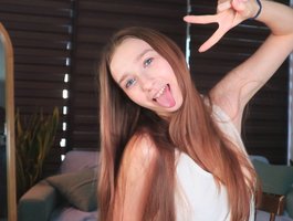 alisaa01 live cam