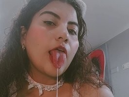 SaraBdsm live cam