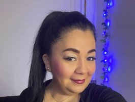Yourhornyjuliettee1 live cam