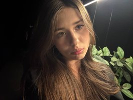 Elly-B1oom live cam