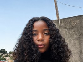LandiQueen12 live cam