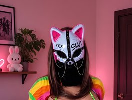 Silk-Foxy live cam