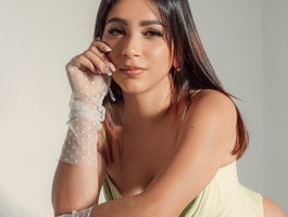Dani-Blake live cam