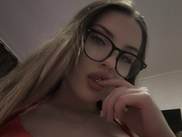 CrisKissa live cam