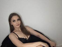 SellennaX live cam