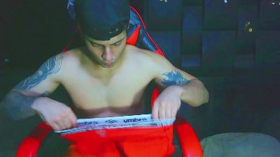 AlessandroAGT cam4 live cam model