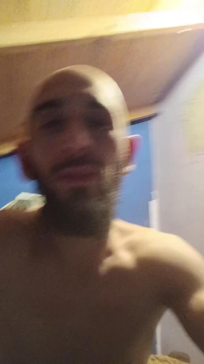 Bjamin cam4 live cam model