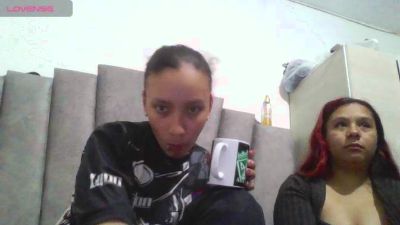 Charis_21 live cam