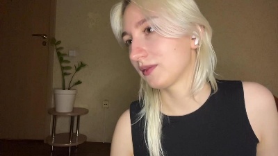 GenesisElder live cam