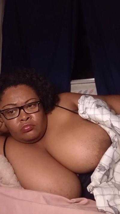 Lilith826 cam4 live cam model