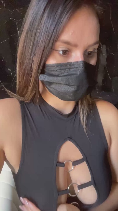 Nhaomy_ cam4 live cam model