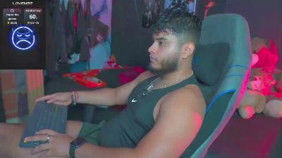 Tyler_price cam4 live cam model