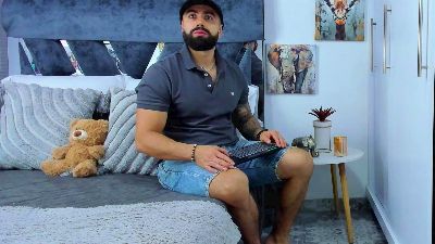 Zack_Froone cam4 live cam model
