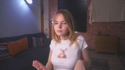 coco_schanel cam4 live cam model