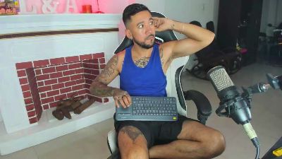dereck_karte cam4 live cam model