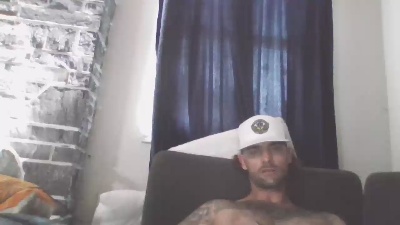 dylannielsen32 cam4 live cam model
