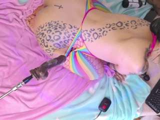 debbiecross camsoda live cam model