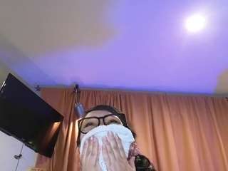 twofriends camsoda live cam model