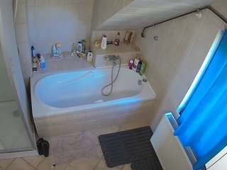 voyeurcam-julmodels-bath-2nd-1 camsoda live cam model