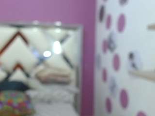 erika-lois camsoda live cam model