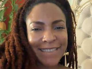 niaharris camsoda live cam model