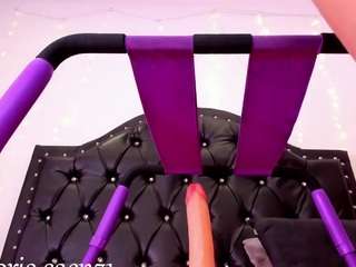 doll-ssquirts camsoda live cam model