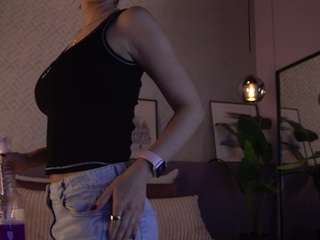 ellediane camsoda live cam model