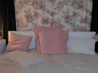 rubireed camsoda live cam model