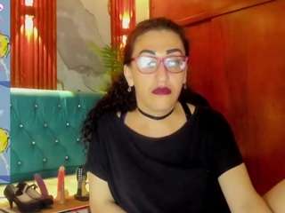 asherat camsoda live cam model