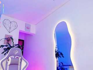 honey-flawless camsoda live cam model