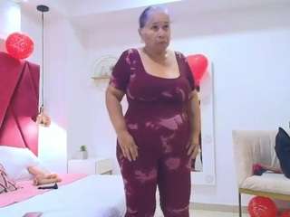girlamada camsoda live cam model