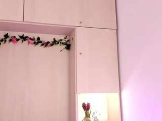 keylaross camsoda live cam model