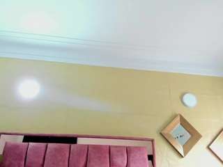 megan-devon camsoda live cam model