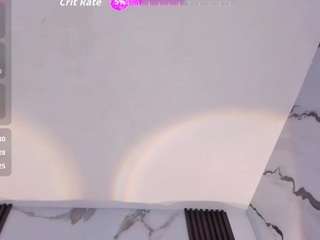 kandyy-brown camsoda live cam model
