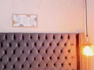 anya-belth live cam