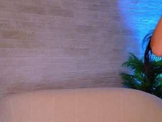 cupcake-izzy camsoda live cam model