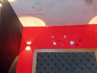 yayahilton camsoda live cam model