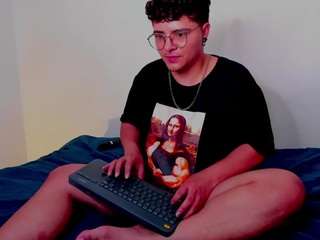 isabellamout camsoda live cam model