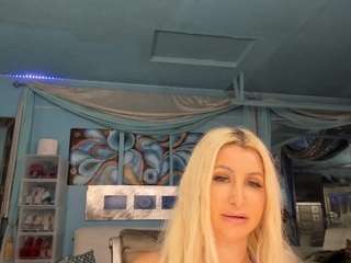 adrianna777 live cam