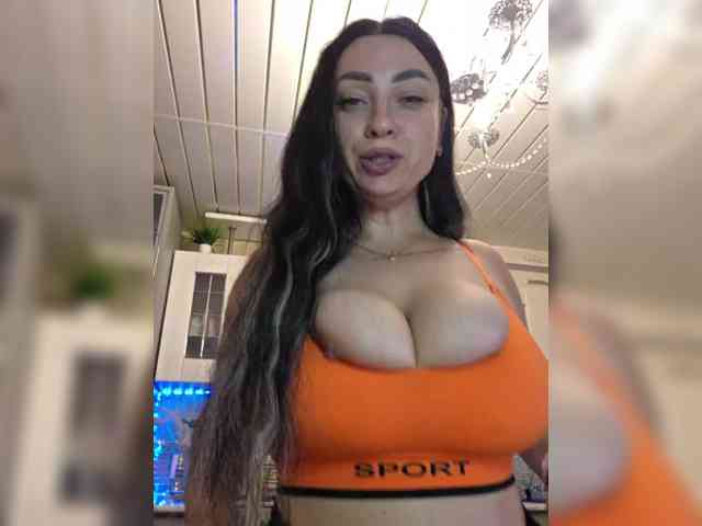 vipbrunetka bongacams live cam model