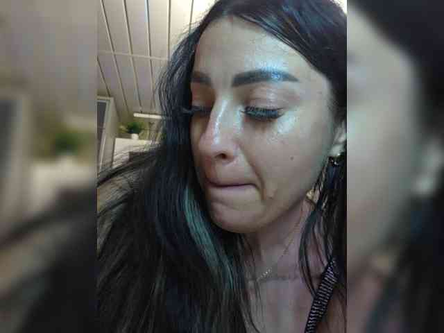 vipbrunetka bongacams live cam model
